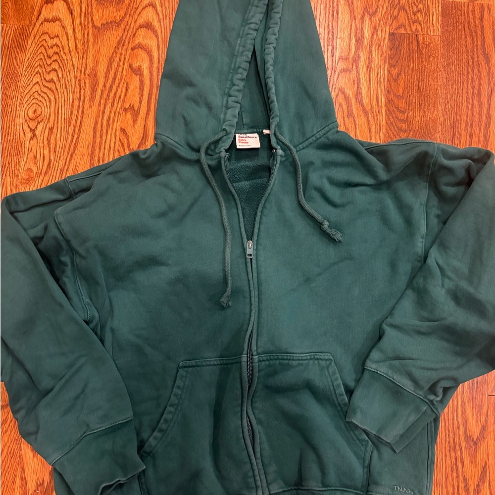 TNA boyfriend zip up